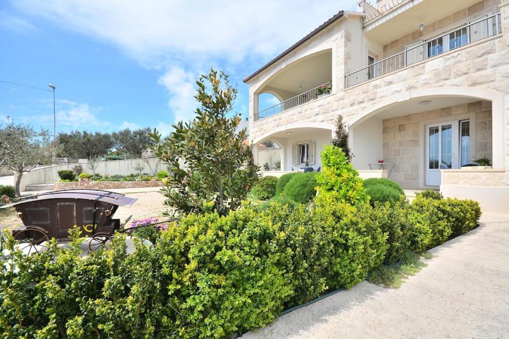 בול Apartments Regina מראה חיצוני תמונה