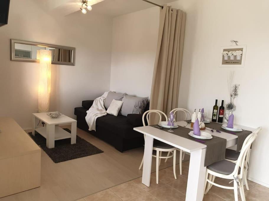 בול Apartments Regina מראה חיצוני תמונה
