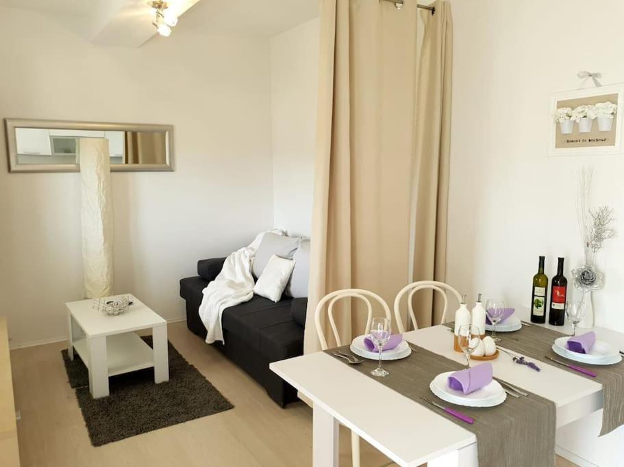 בול Apartments Regina מראה חיצוני תמונה